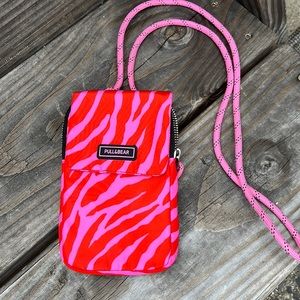 Pull and bear phone bag